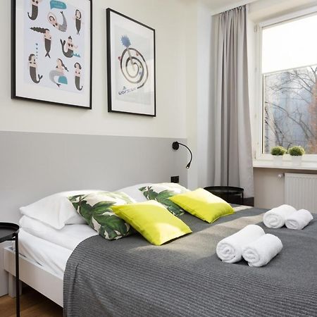 Family City Center Apartment By Renters Prestige Varsovia Exterior foto